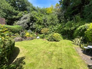 Photo 8- click for photo gallery